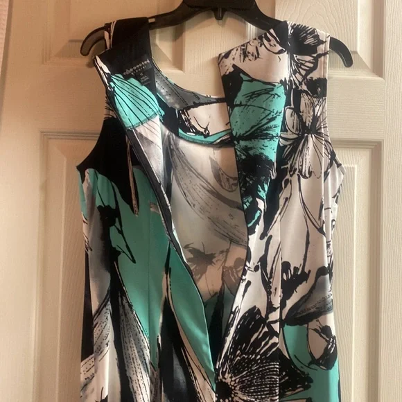 Connected Apparel A-line Black White Teal Floral Knee length, sleeveless Size 12 - Picture 4 of 5